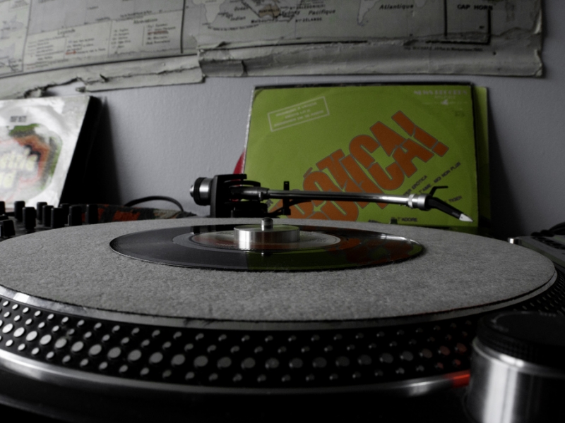 DJ-Format-Record-Spinning-8