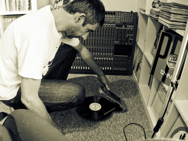 DJ-Format-Record-Spinning3